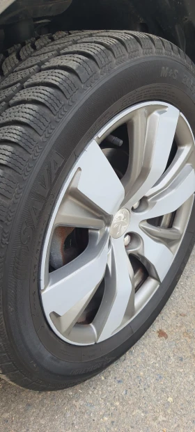 Peugeot 2008 1.2 бензин, снимка 11