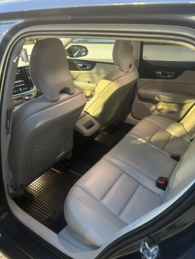 Volvo V60 Momentum - 19900 € / 38921.02 лв. - 16426806 16