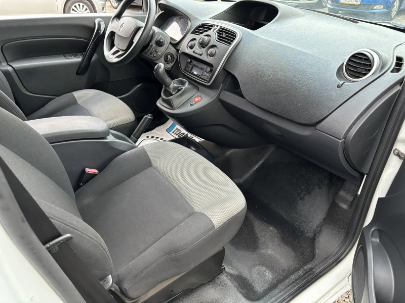 Renault Kangoo 1.5dci 75hp, снимка 11 - Автомобили и джипове - 44898287