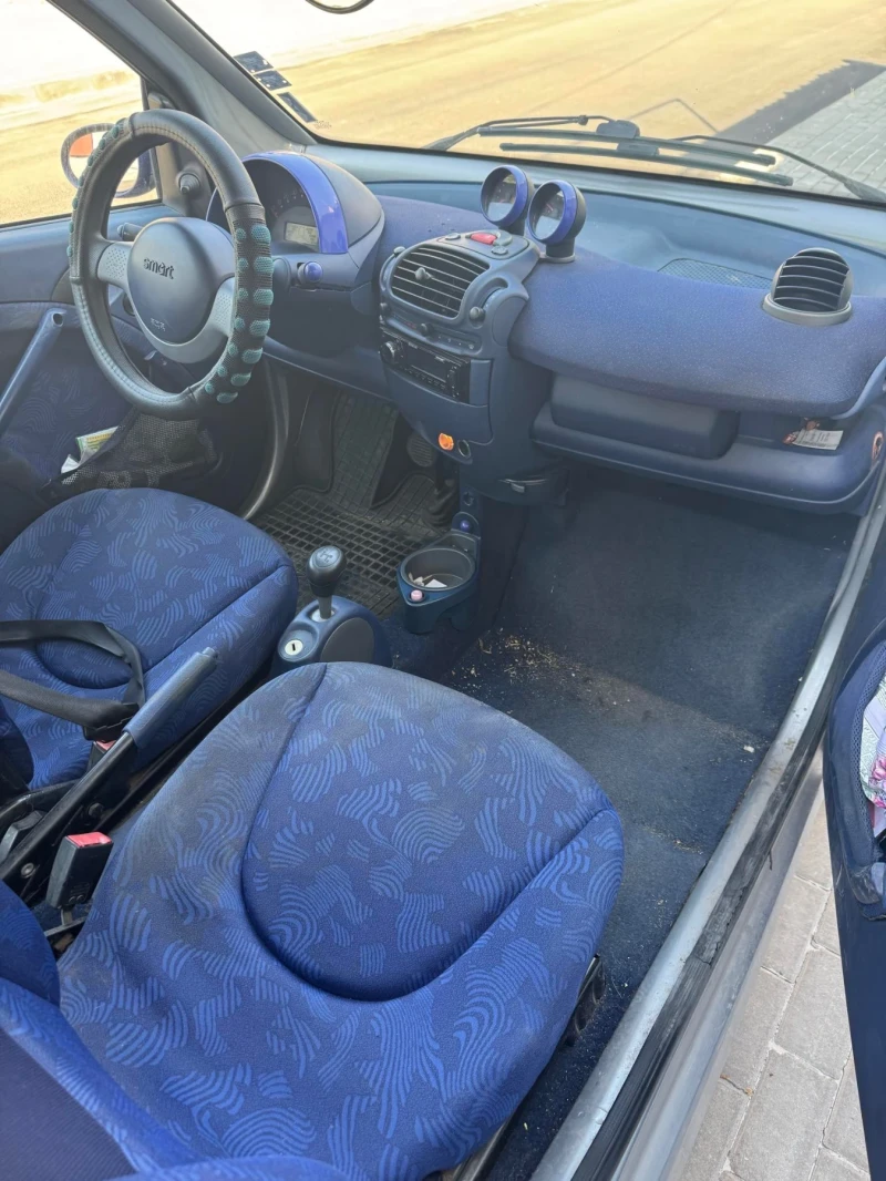 Smart Fortwo 800 cdi, снимка 6 - Автомобили и джипове - 47441422