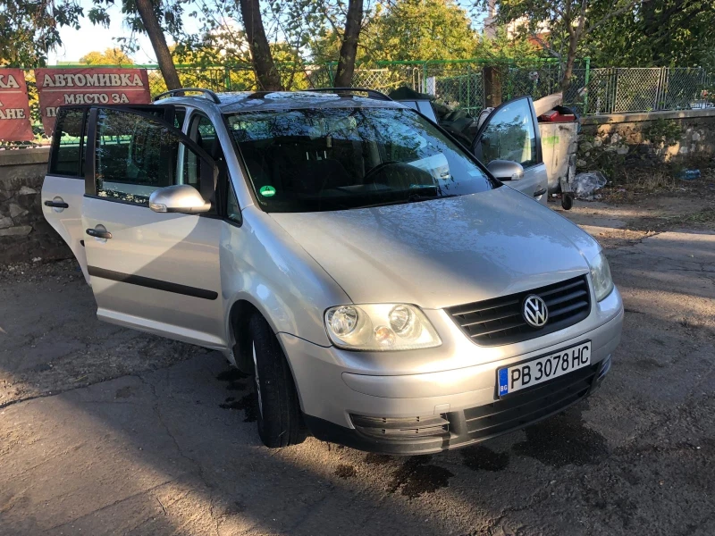 VW Touran, снимка 3 - Автомобили и джипове - 47475808