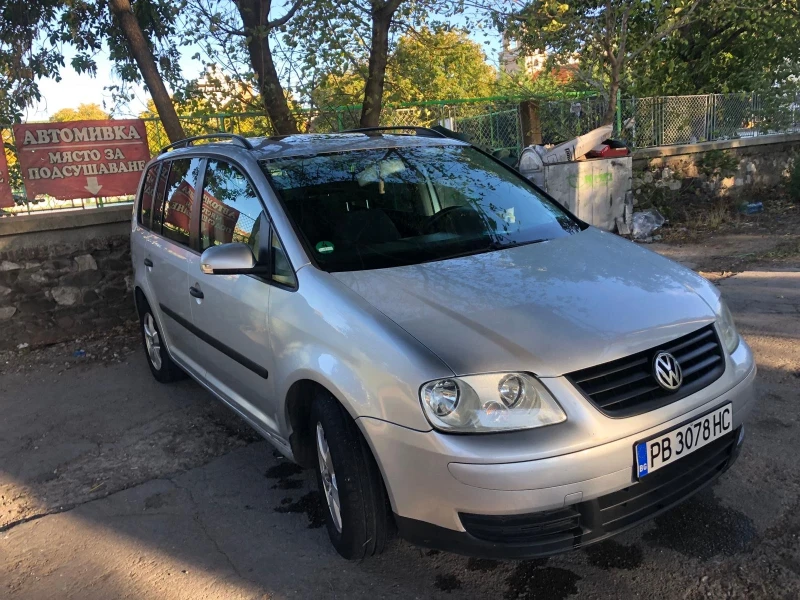 VW Touran, снимка 1 - Автомобили и джипове - 47475808