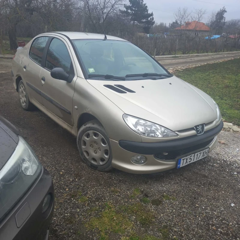 Peugeot 206 Седан, снимка 8 - Автомобили и джипове - 49564189