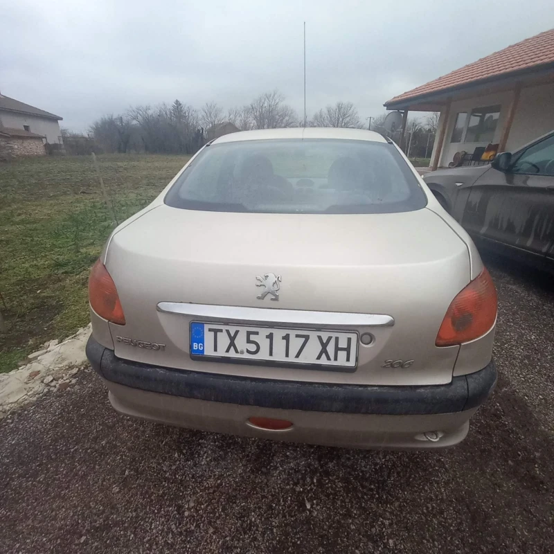 Peugeot 206 Седан, снимка 2 - Автомобили и джипове - 49564189