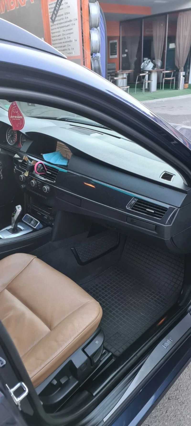 BMW 525 D facelift, снимка 10 - Автомобили и джипове - 50720414