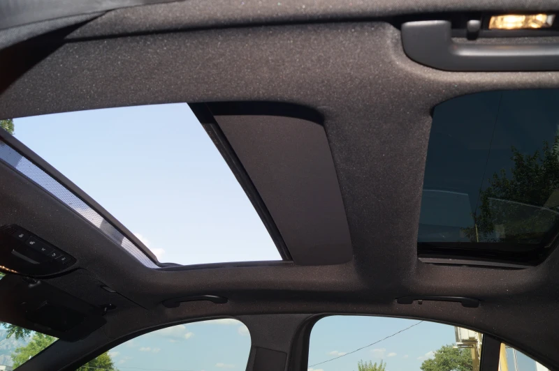 Mercedes-Benz C 300 4matic, снимка 13 - Автомобили и джипове - 52049717