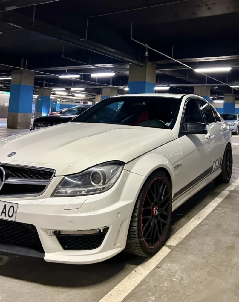 Mercedes-Benz C 63 AMG