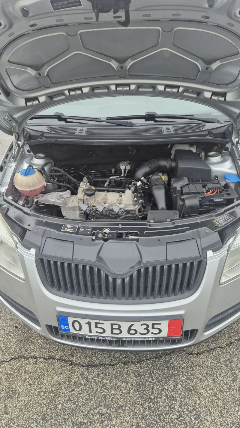 Skoda Fabia, снимка 15 - Автомобили и джипове - 52668521