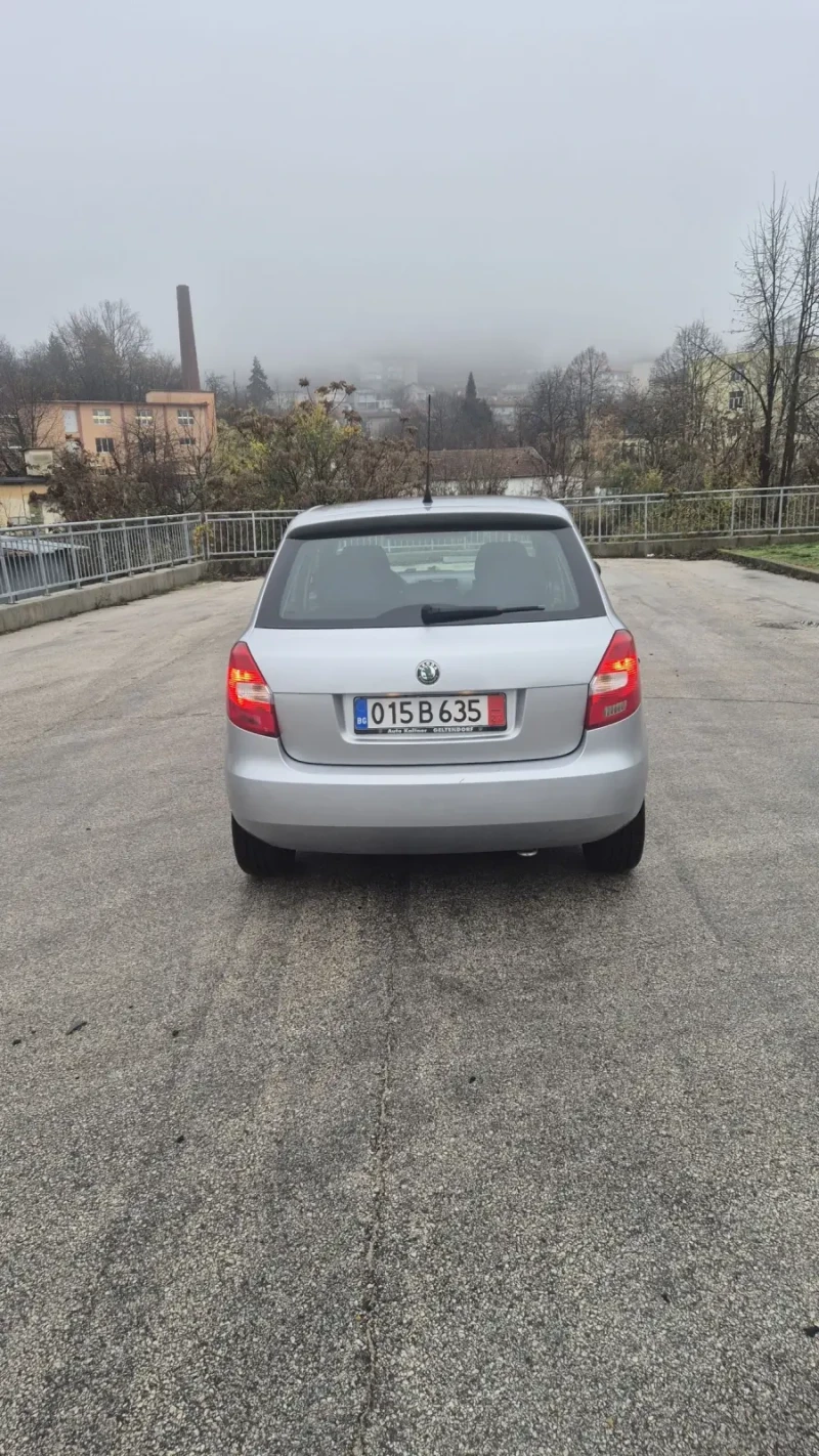 Skoda Fabia, снимка 6 - Автомобили и джипове - 52668521