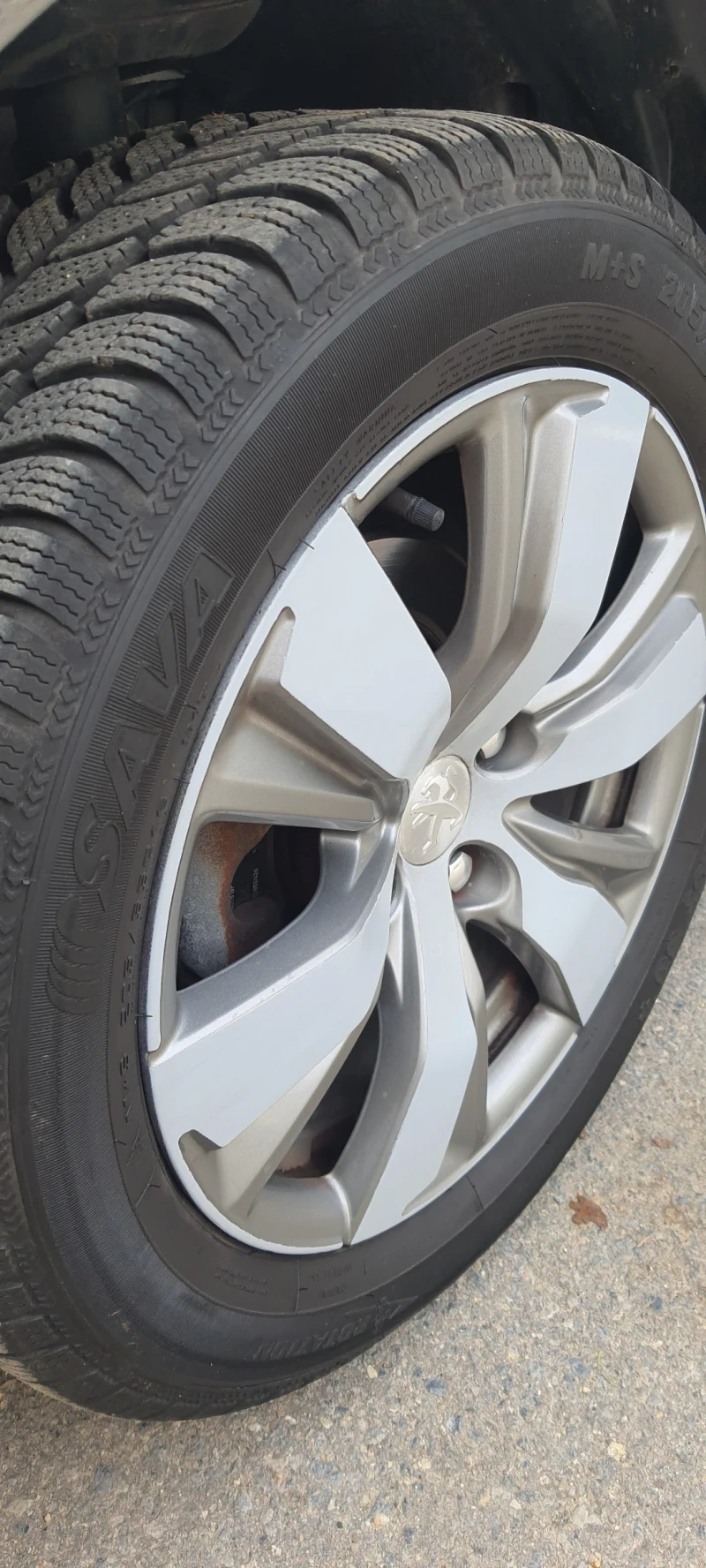 Peugeot 2008 1.2 бензин, снимка 11 - Автомобили и джипове - 52726890