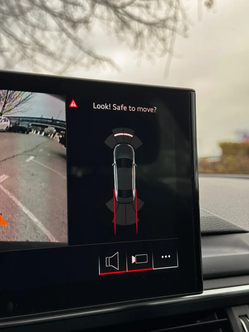 Audi A4 40 TDI, снимка 12 - Автомобили и джипове - 52811503