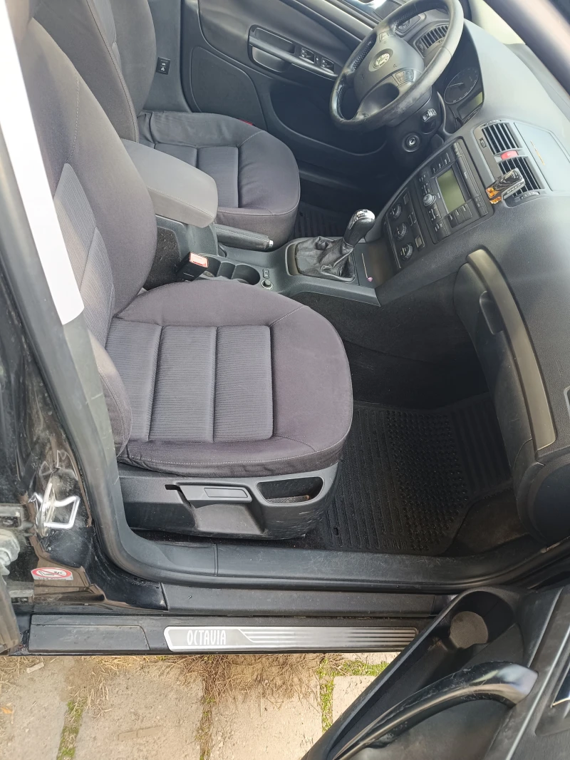 Skoda Octavia, снимка 13 - Автомобили и джипове - 52831289