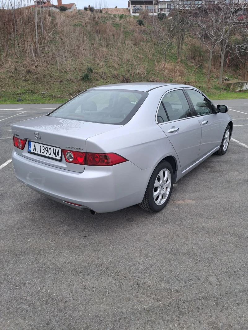 Honda Accord 2.0 Автоматик , снимка 6 - Автомобили и джипове - 53375396