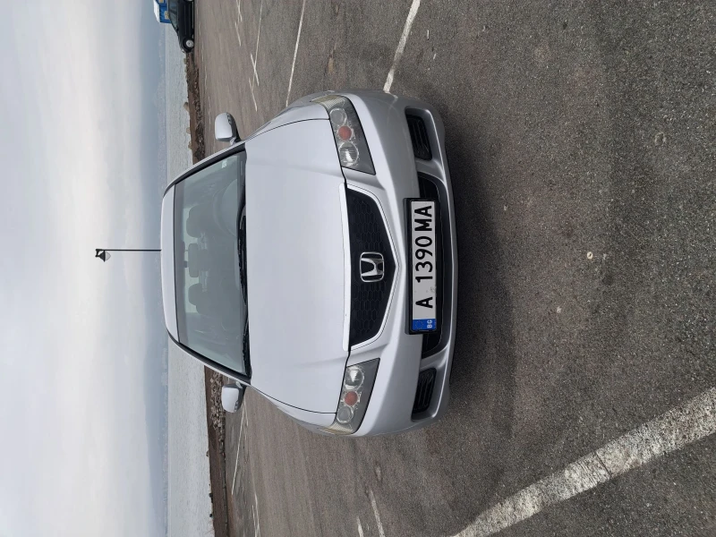Honda Accord 2.0 Автоматик , снимка 2 - Автомобили и джипове - 53375396