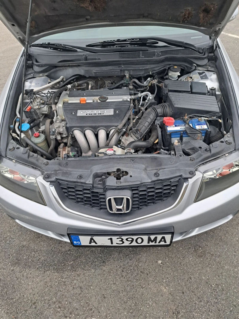 Honda Accord 2.0 Автоматик , снимка 8 - Автомобили и джипове - 53375396