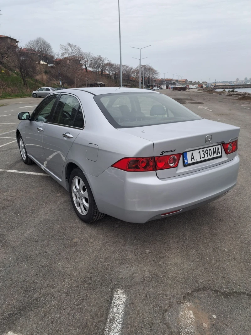 Honda Accord 2.0 Автоматик , снимка 5 - Автомобили и джипове - 53375396
