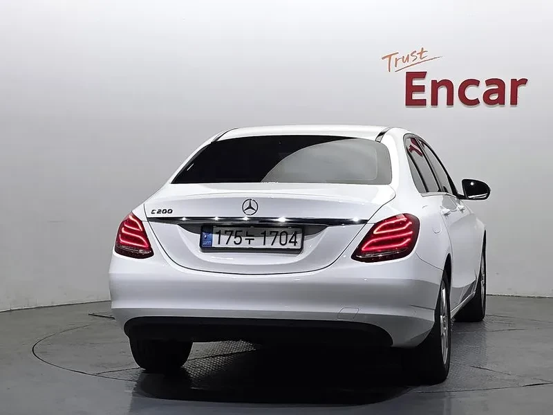 Mercedes-Benz C 200 САМО 30% АВАНС, снимка 4 - Автомобили и джипове - 56064899