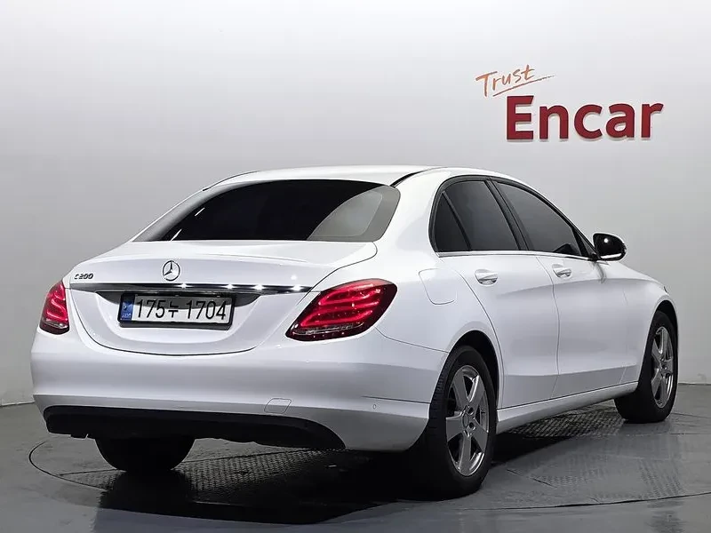 Mercedes-Benz C 200 САМО 30% АВАНС, снимка 2 - Автомобили и джипове - 56064899