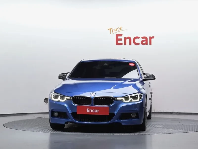 BMW 330 E Iperformance M Sports, снимка 7 - Автомобили и джипове - 56097306