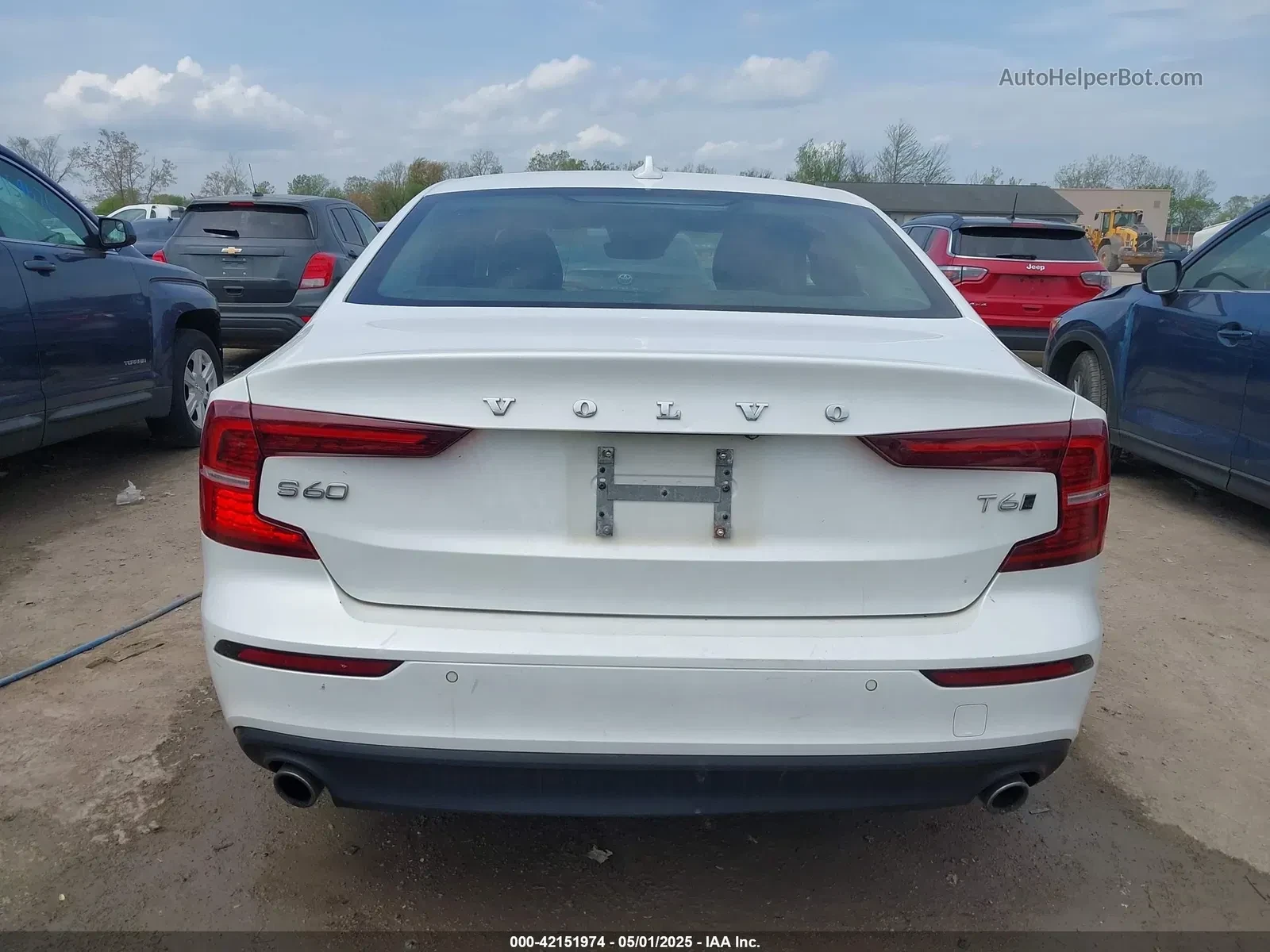 Volvo S60  - изображение 7