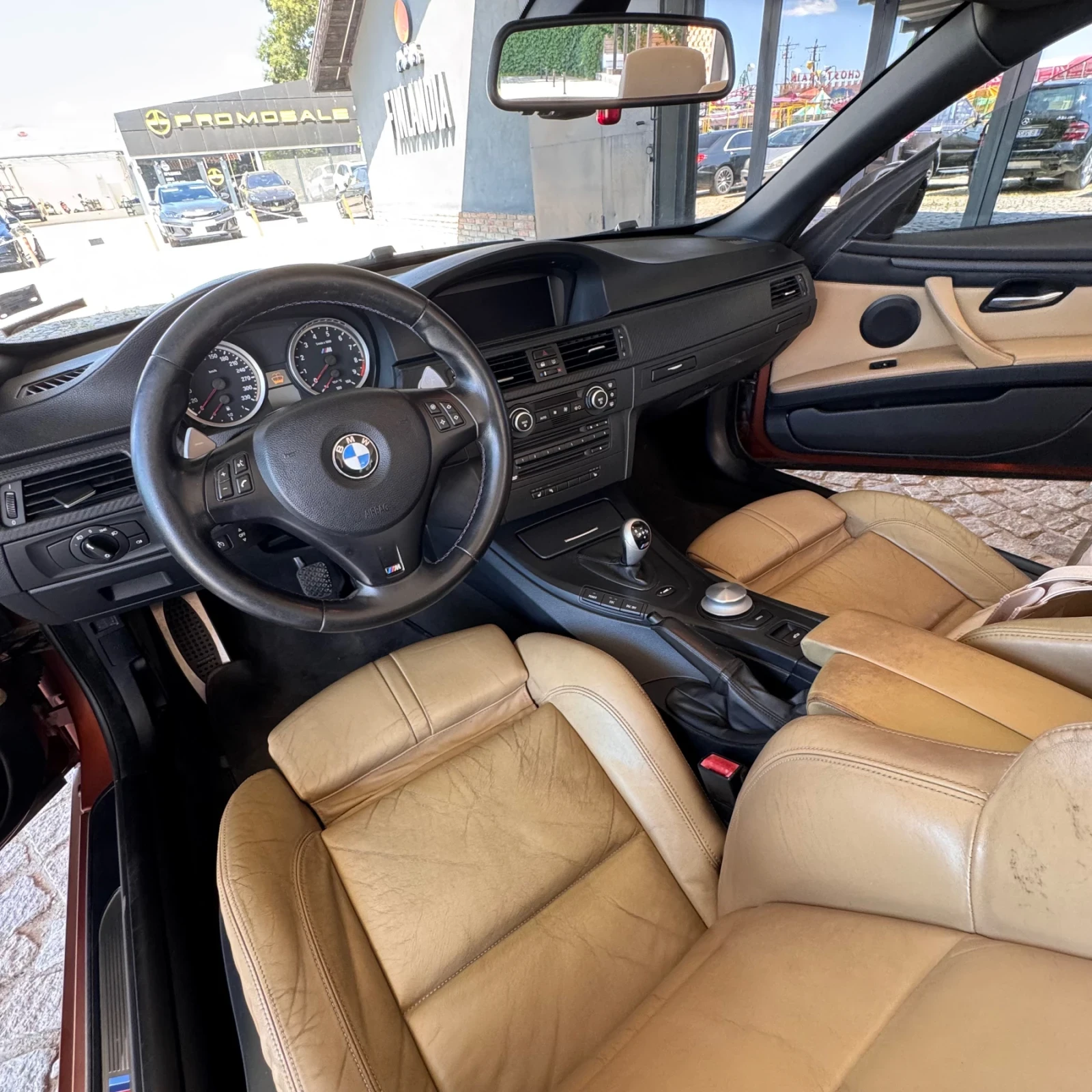 BMW M3 E93 - изображение 6