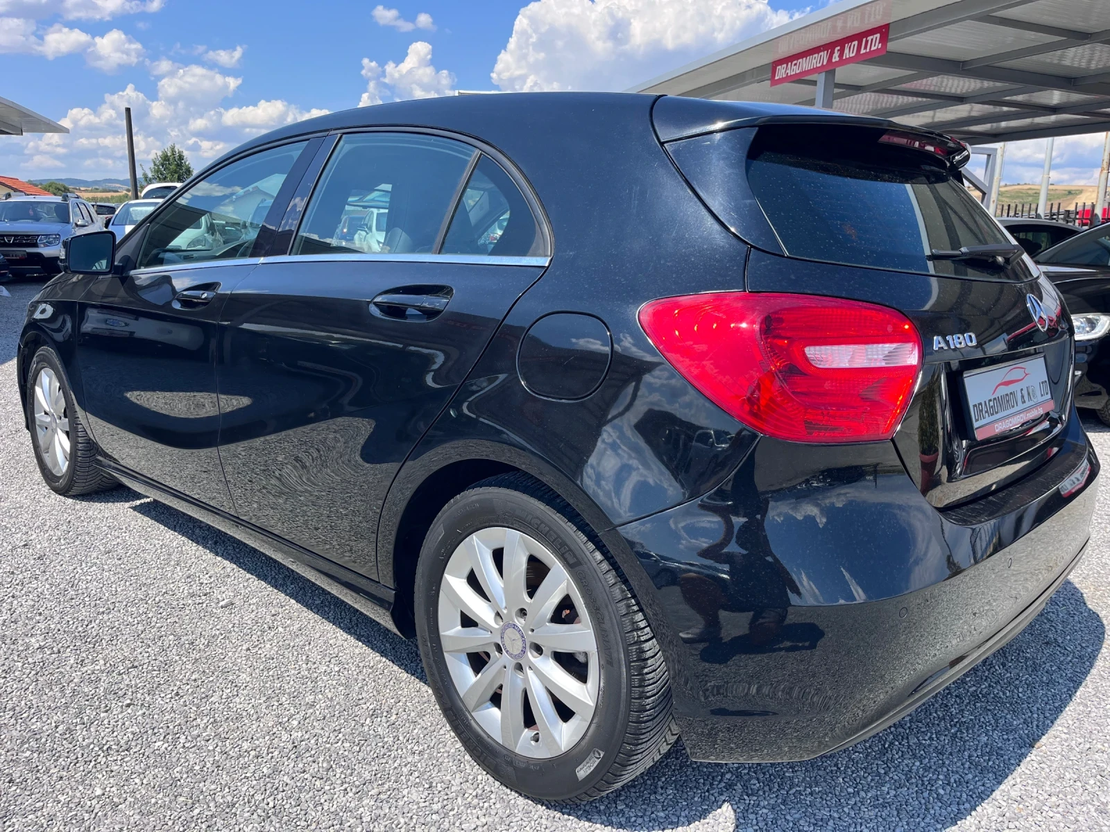 Mercedes-Benz A 180 1.6i Euro6 - изображение 5