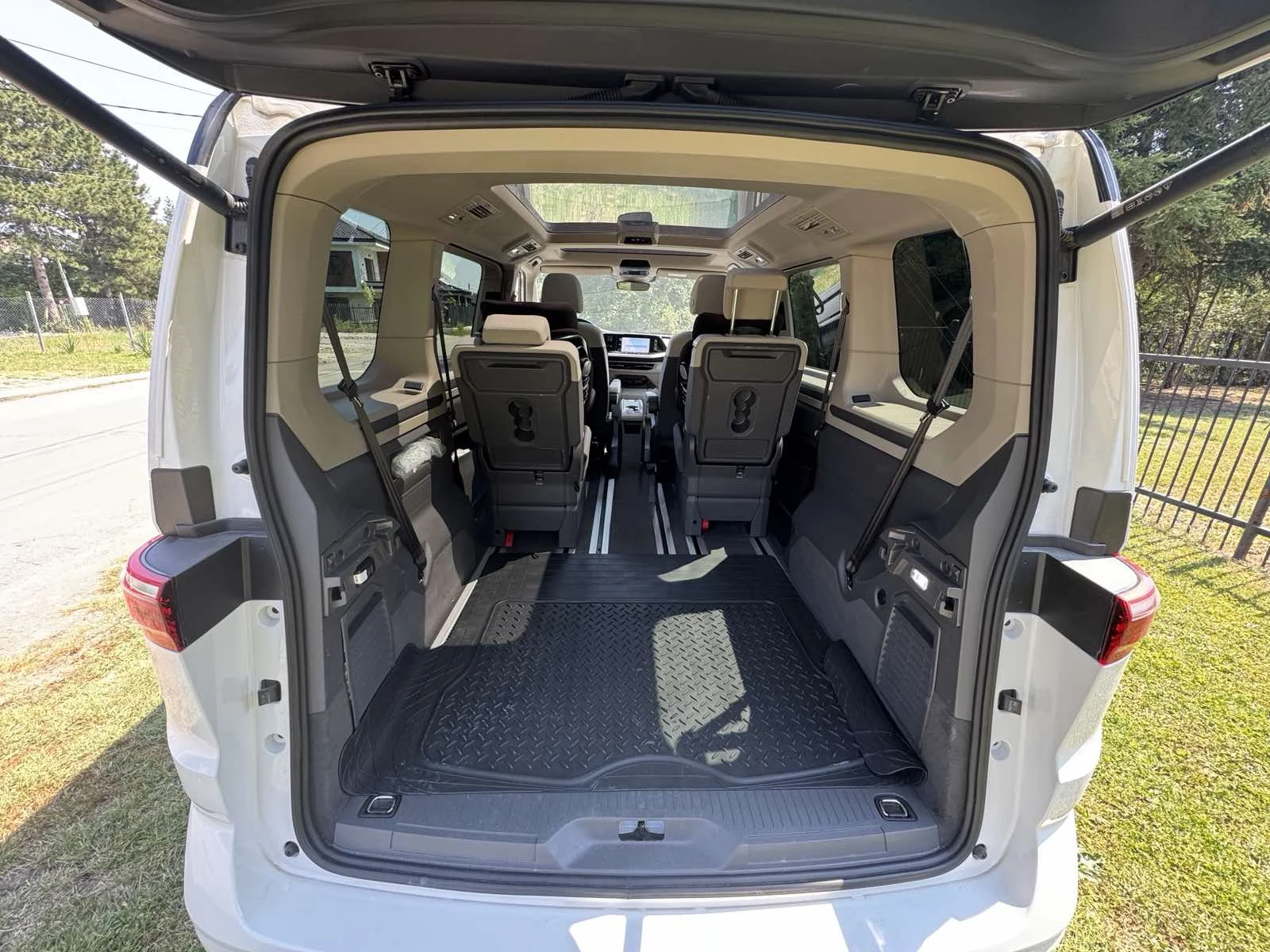 VW Multivan  - изображение 8