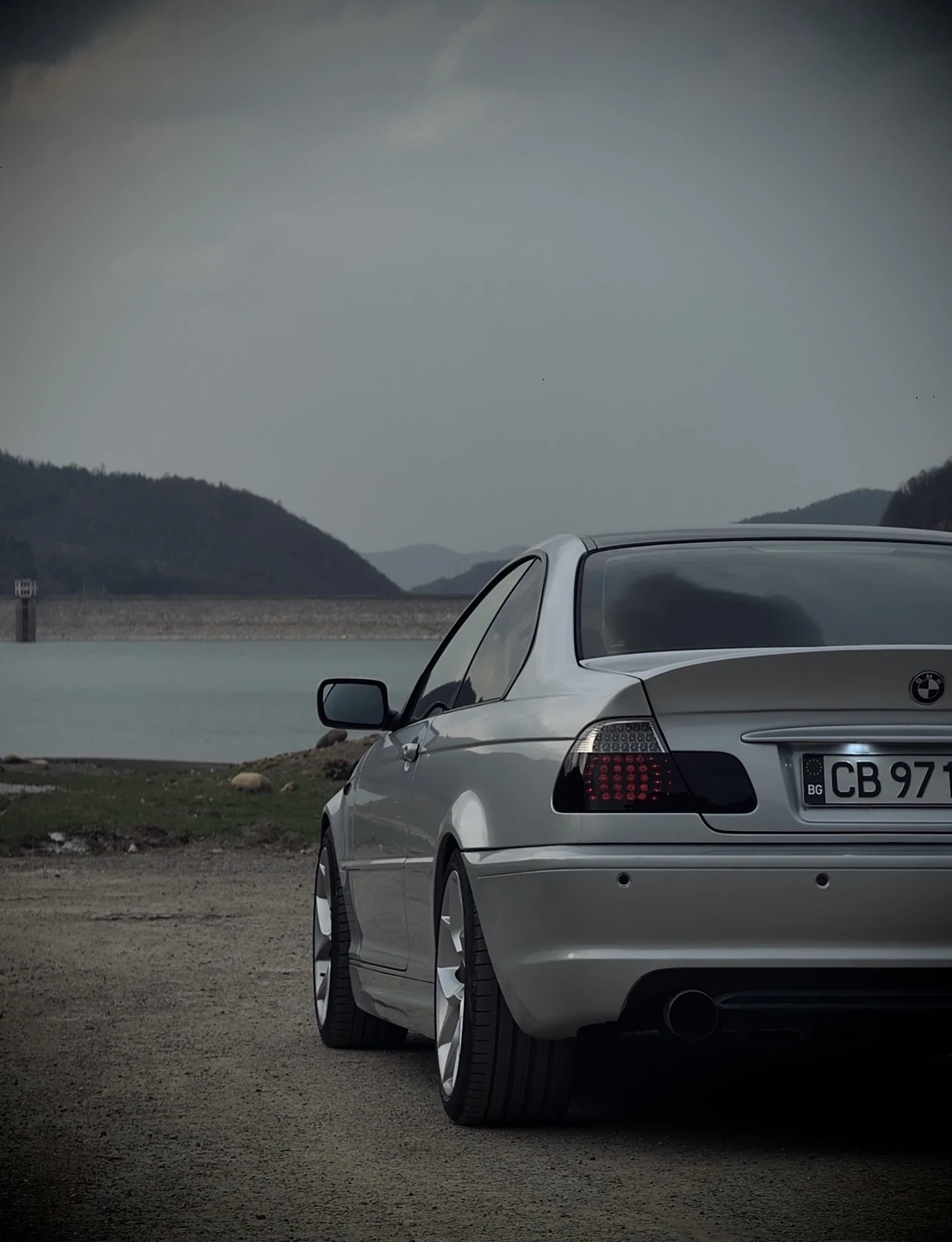 BMW 330  - изображение 4