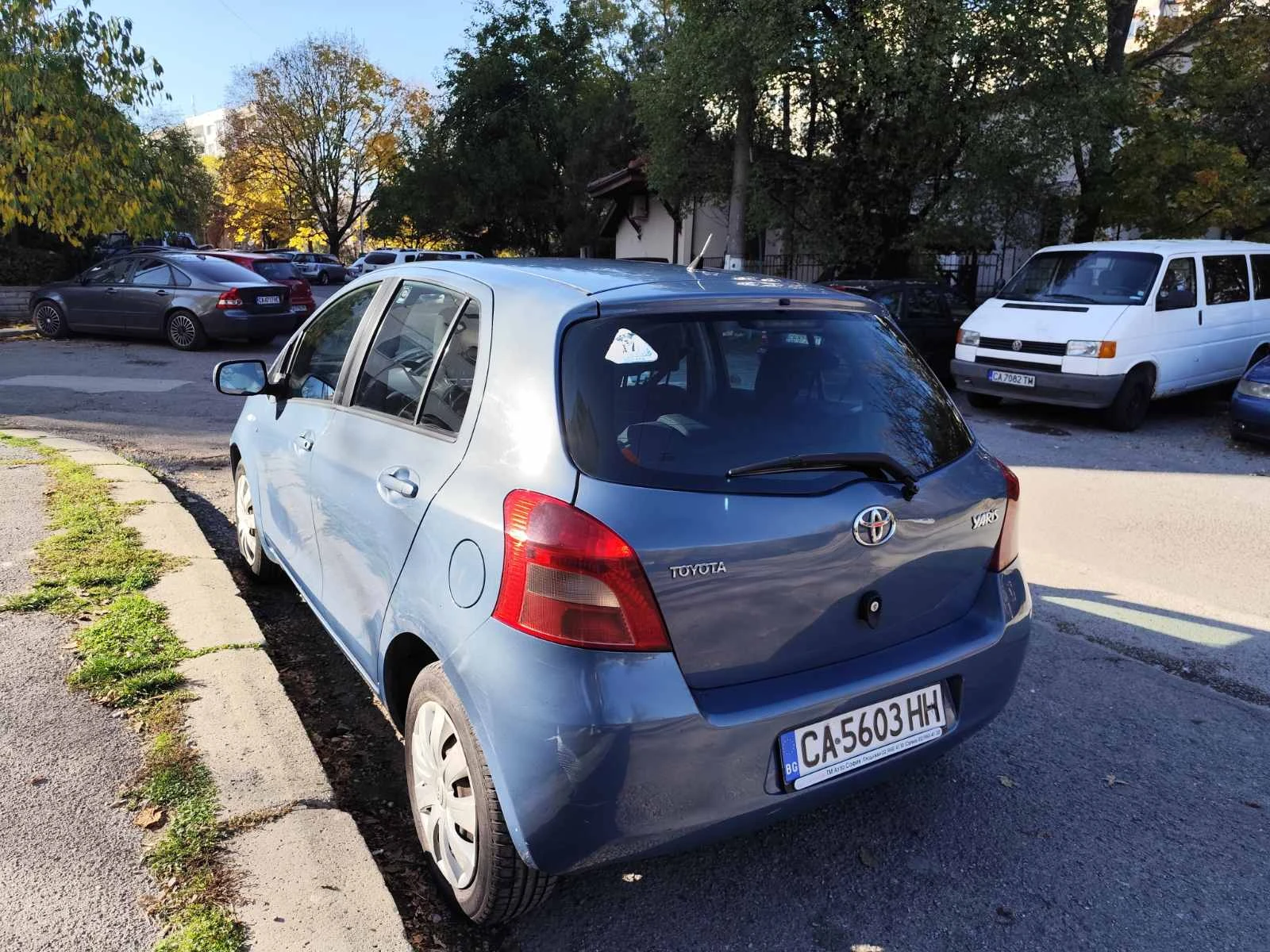 Toyota Yaris  - изображение 4