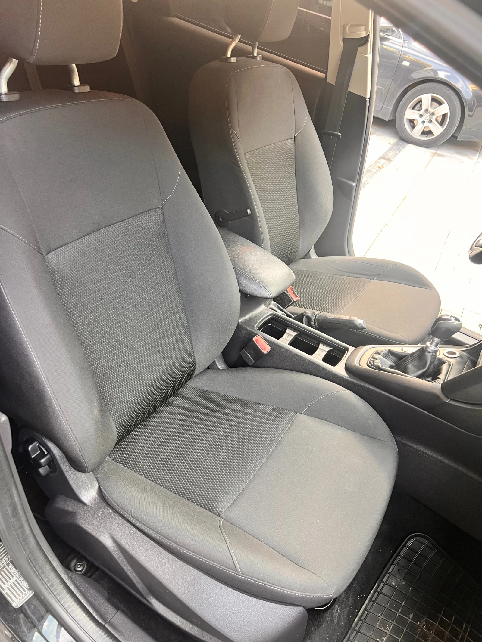 Ford Focus 2.0d | Mobile.bg   11