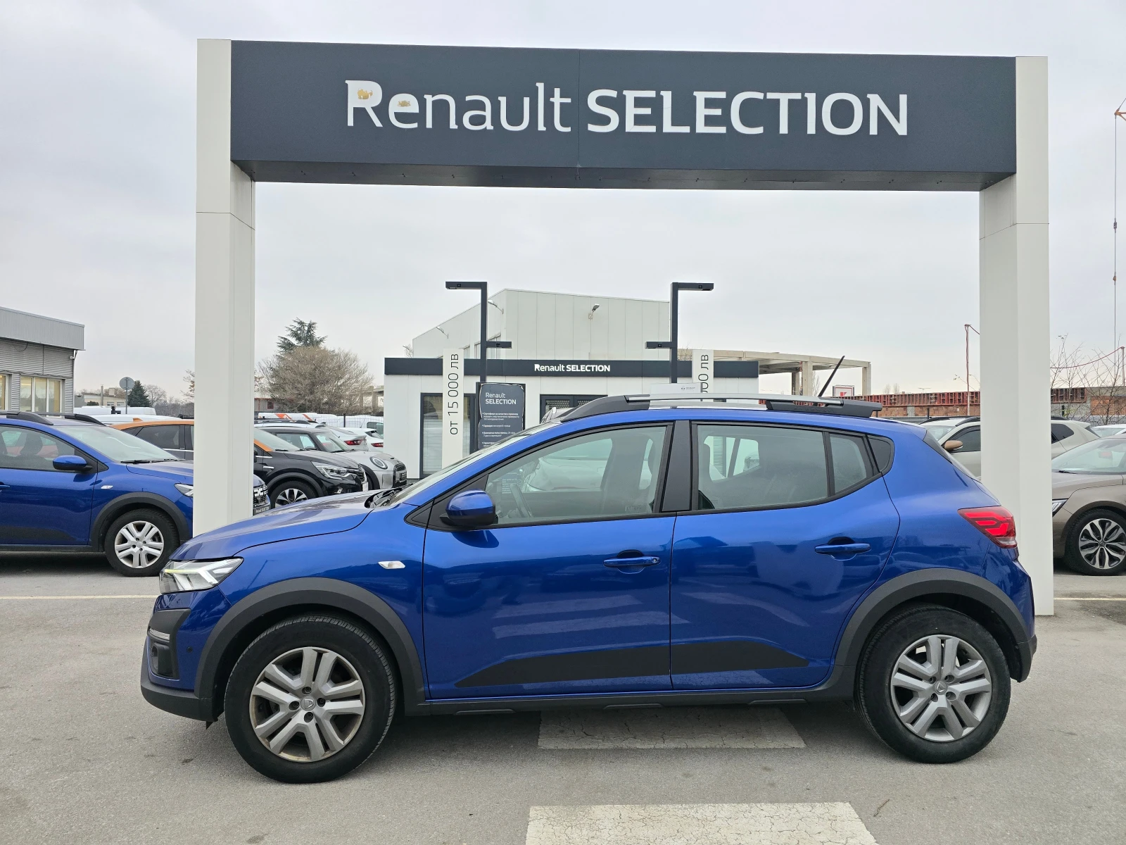 Dacia Sandero 1.0 Tce / Автоматик - изображение 3