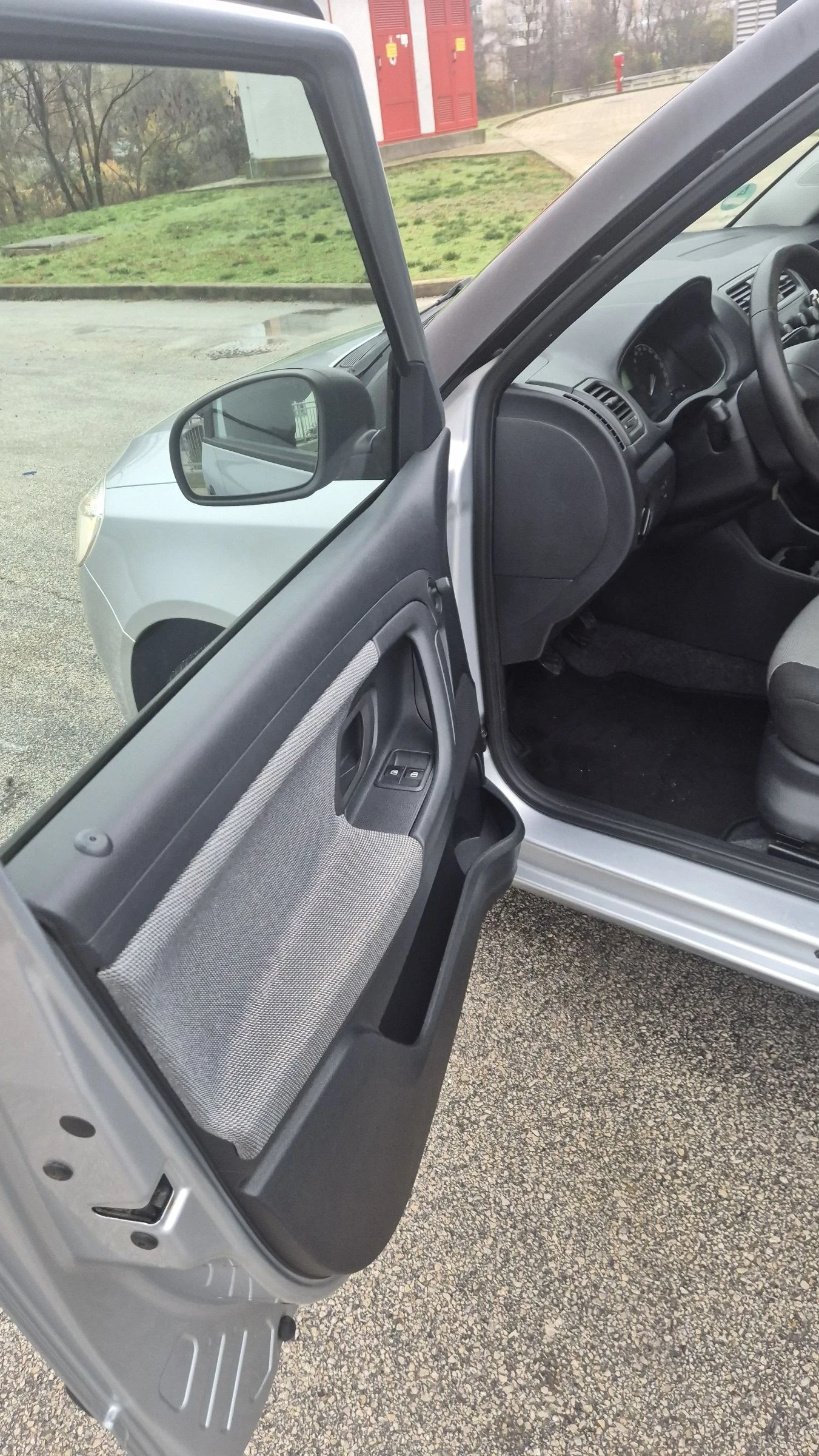 Skoda Fabia | Mobile.bg   11