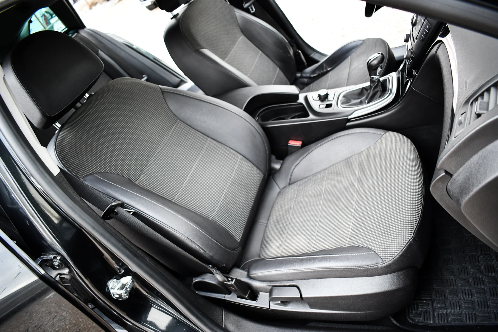 Opel Insignia CDTI 2.0 | Mobile.bg � ����������� 11