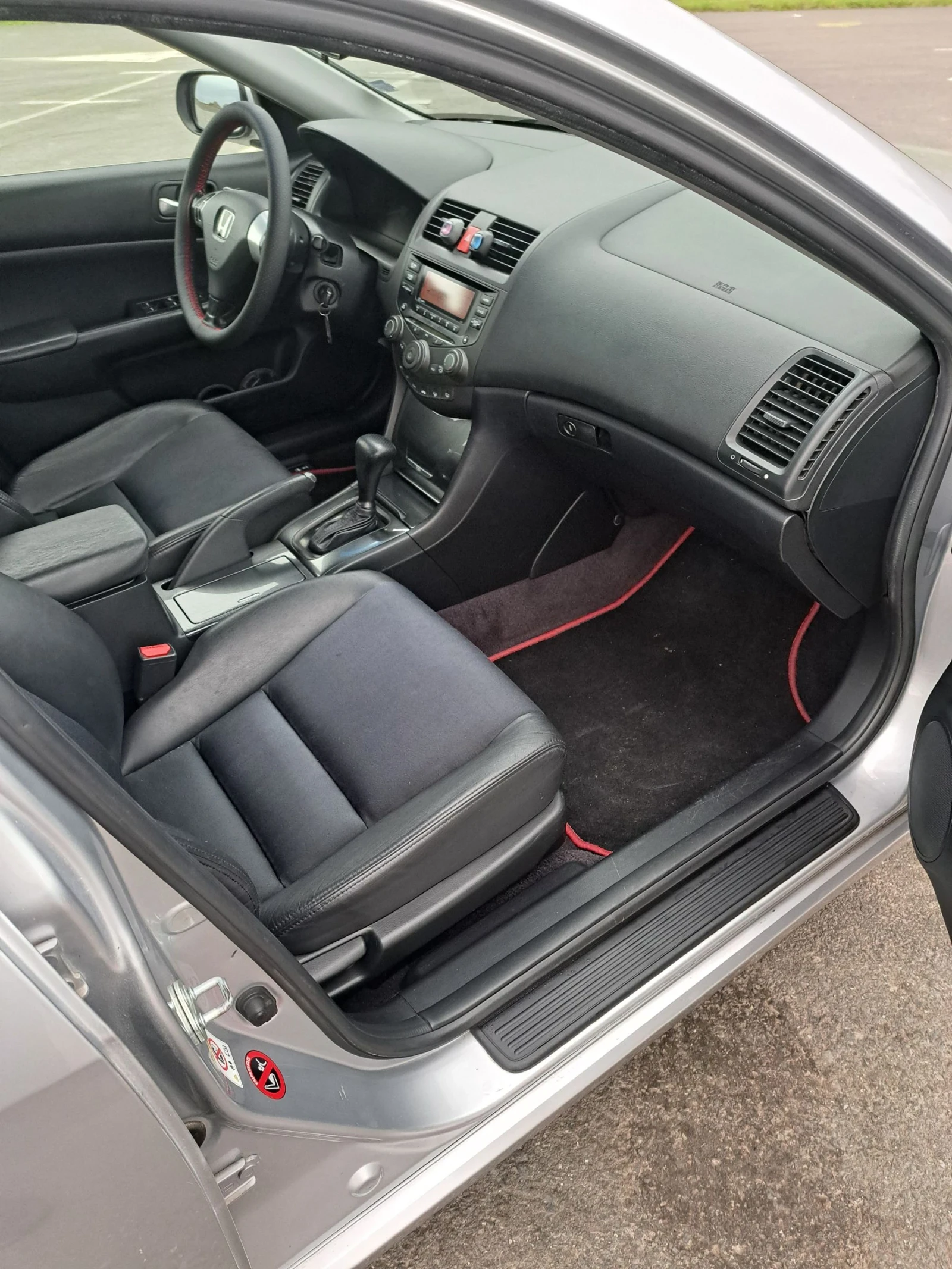 Honda Accord 2.0 Автоматик  - изображение 10