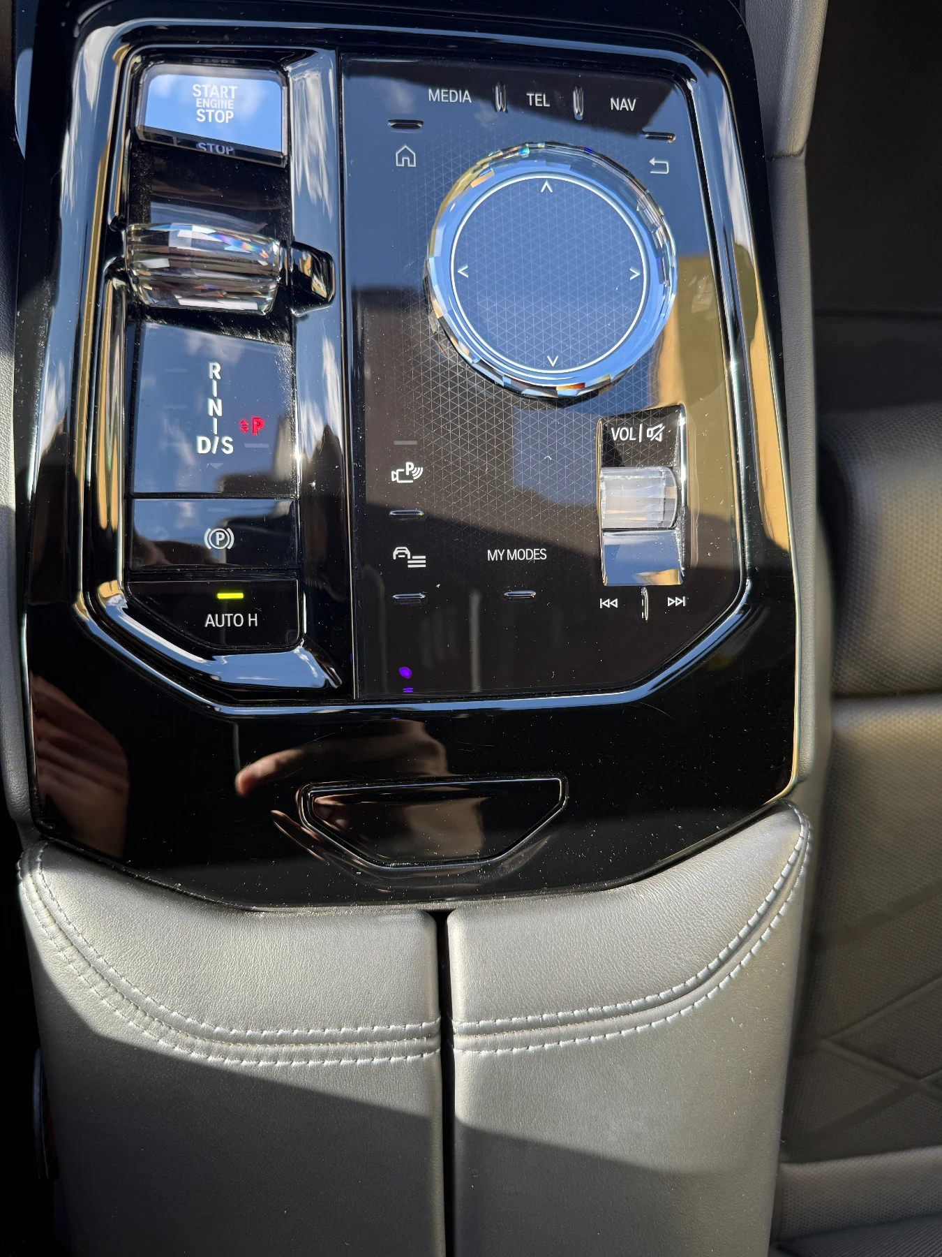 BMW 520 M-Pack PRO* Iconic Glow* �������� �� 2027 �.  | Mobile.bg � ����������� 11