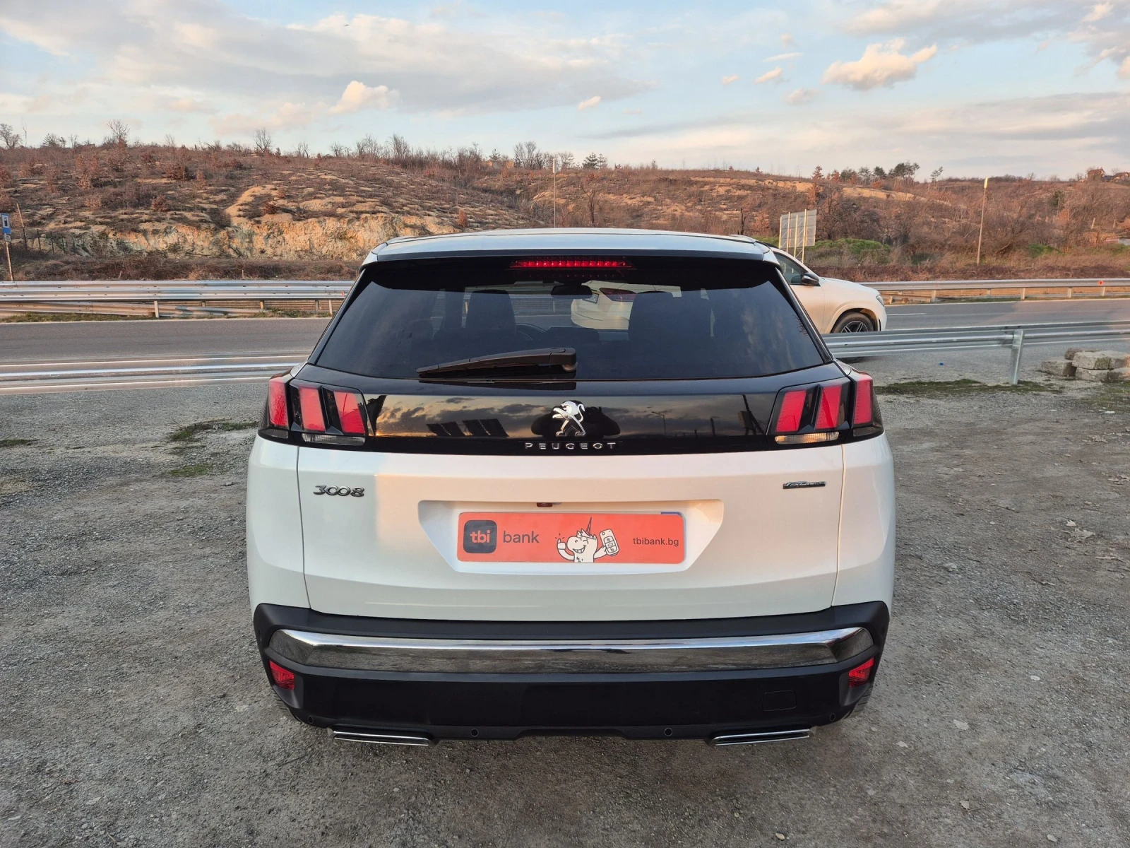 Peugeot 3008 GT LINE/NAVI/KAMERA, снимка 4 - Автомобили и джипове - 53731023