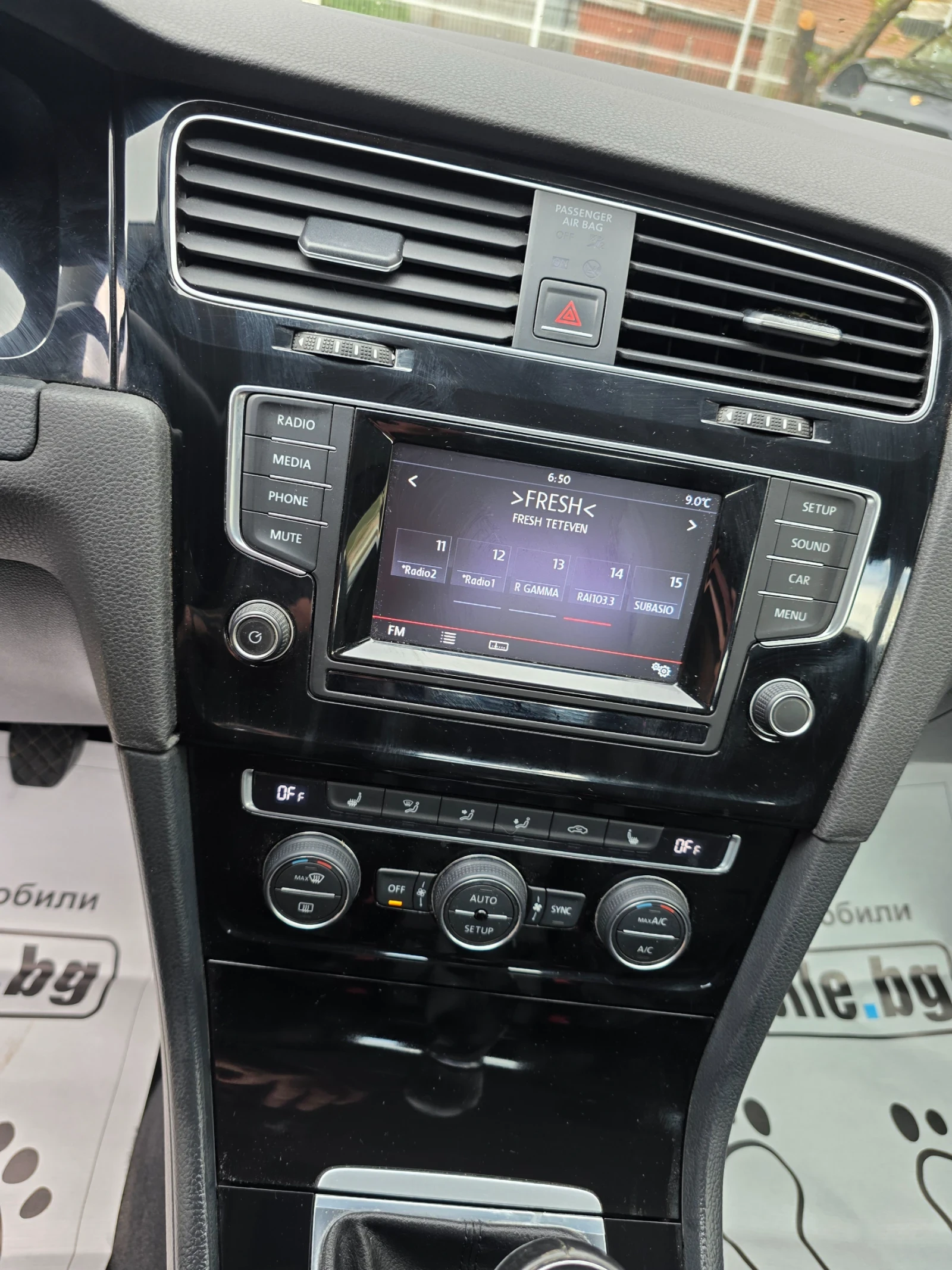 VW Golf 1.6tdi R Line, снимка 11 - Автомобили и джипове - 54323515