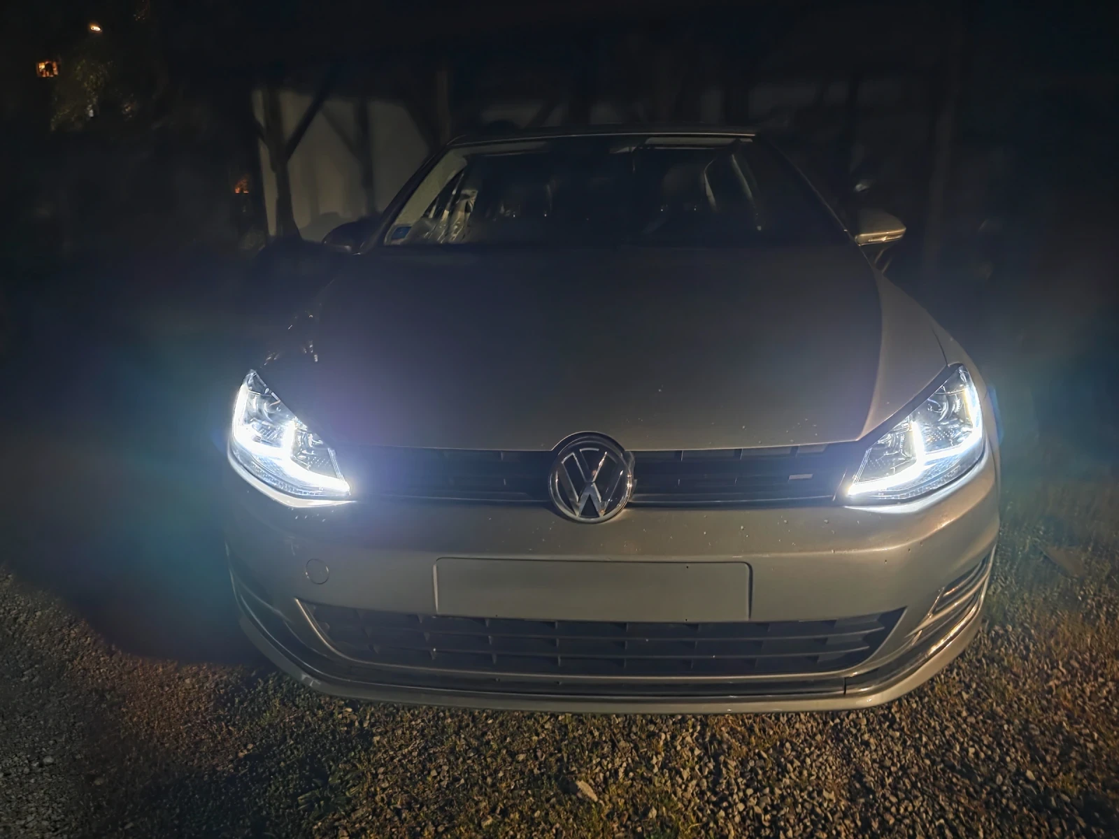 VW Golf 1.6tdi R Line, снимка 6 - Автомобили и джипове - 54323515