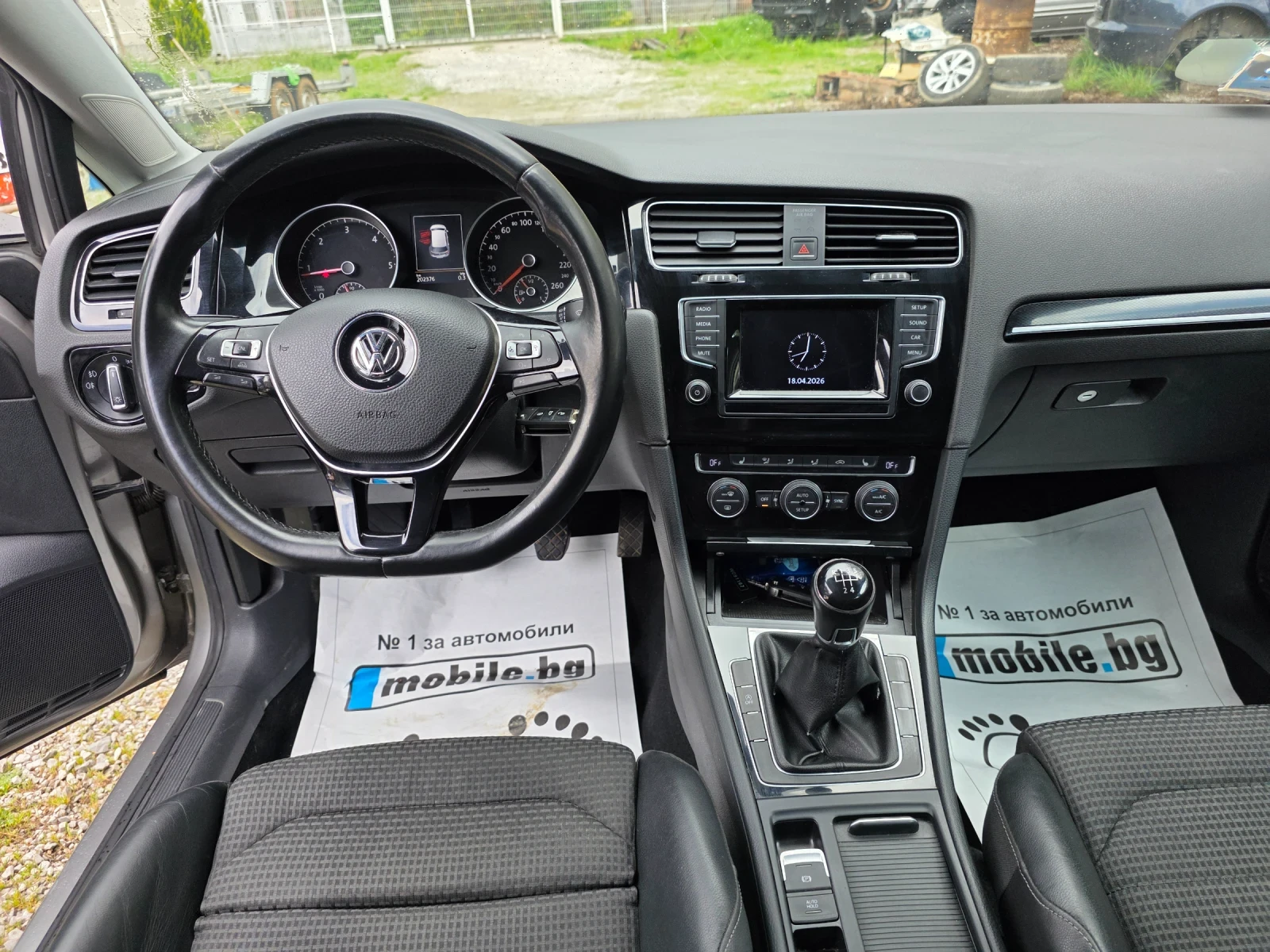 VW Golf 1.6tdi R Line, снимка 7 - Автомобили и джипове - 54323515