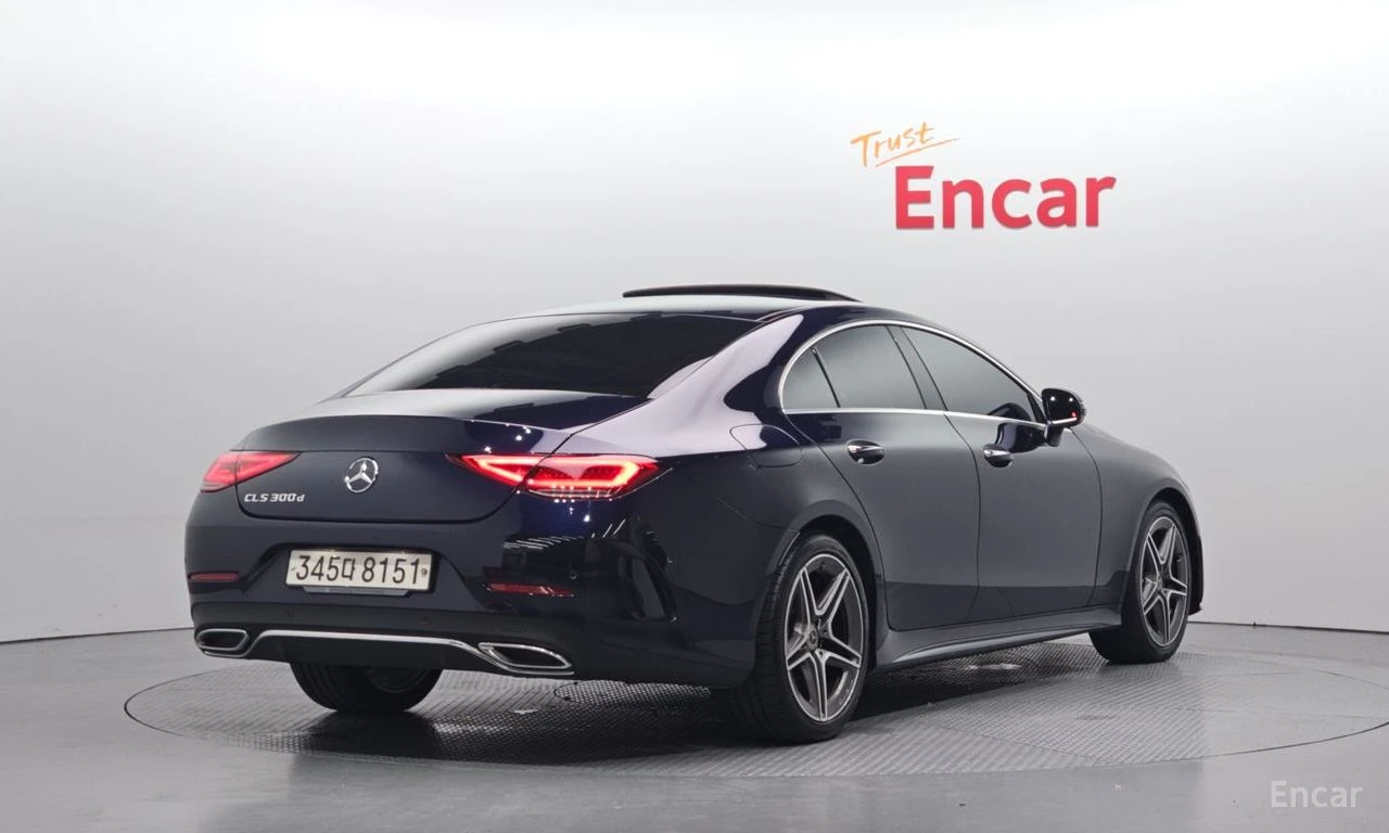 Mercedes-Benz CLS 300 AMG LINE* BURMESTER* HEAD-UP* CARBON* ОБДУХВАНЕ, снимка 4 - Автомобили и джипове - 54458926