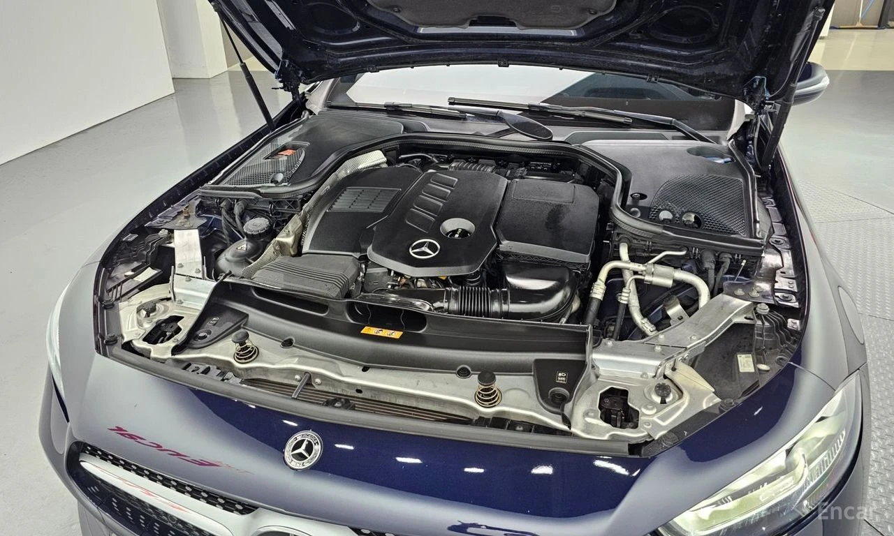 Mercedes-Benz CLS 300 AMG LINE* BURMESTER* HEAD-UP* CARBON* ОБДУХВАНЕ, снимка 6 - Автомобили и джипове - 54458926