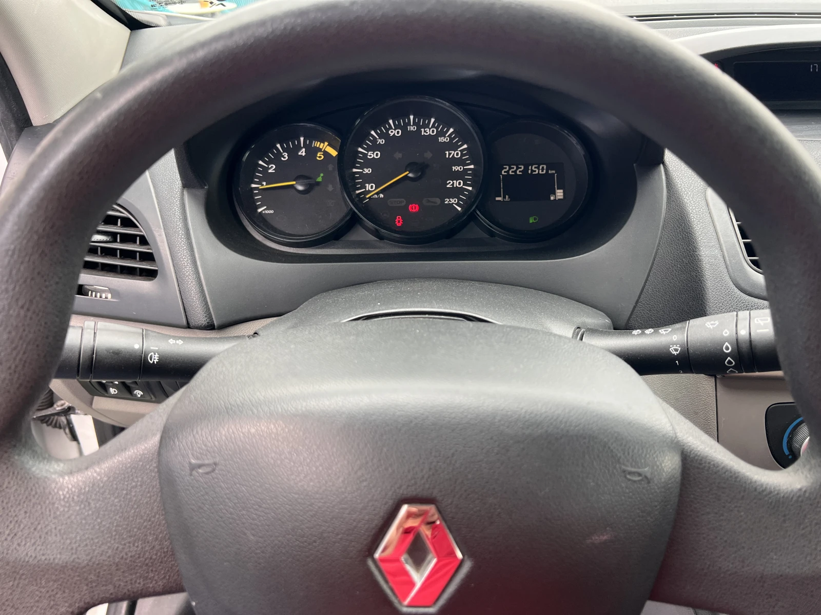 Renault Megane 1.5dci/90k.c./5MT/N1, снимка 11 - Автомобили и джипове - 54679542