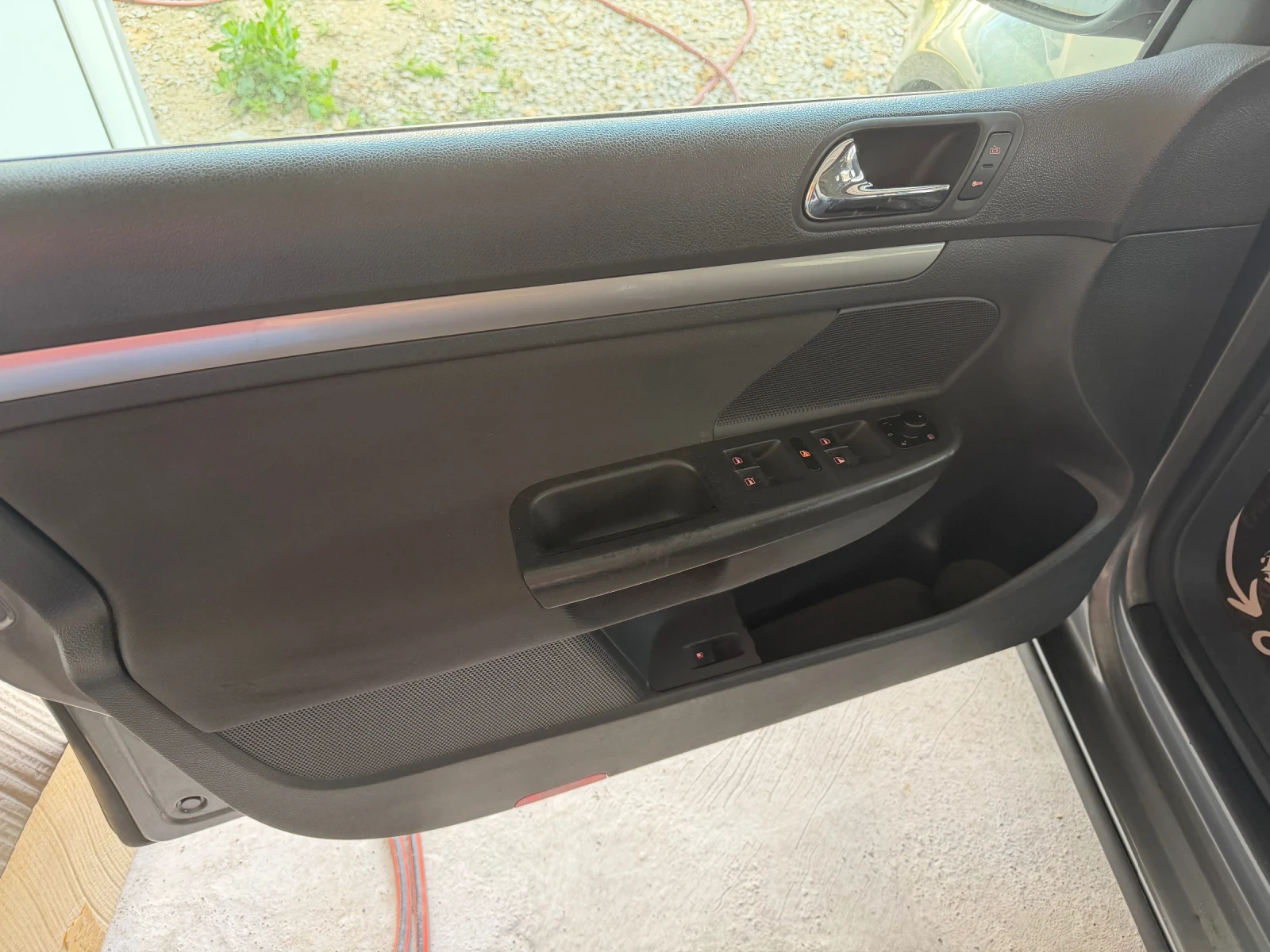 VW Golf 1.9TDI/105/NAVI/�����������/����� ������� | Mobile.bg � ����������� 8