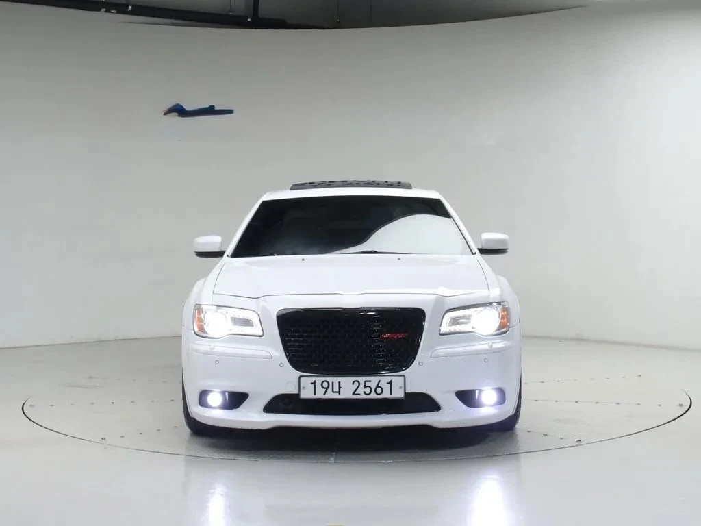 Chrysler 300c 6.4 SRT8 панорама, снимка 5 - Автомобили и джипове - 54969202