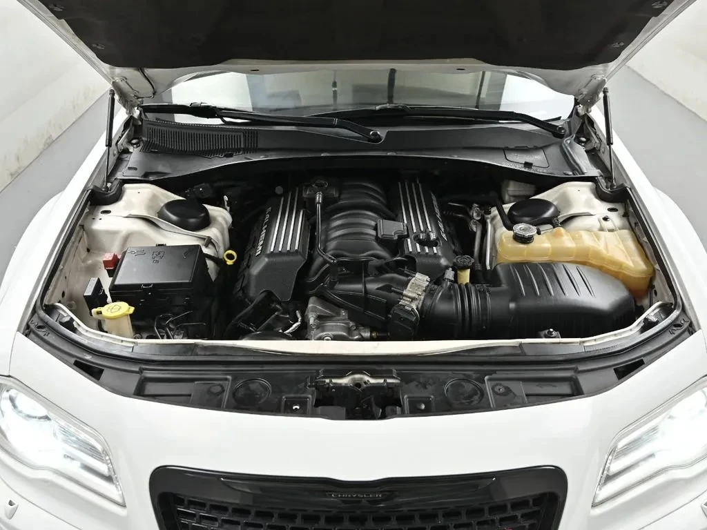 Chrysler 300c 6.4 SRT8 панорама, снимка 3 - Автомобили и джипове - 54969202