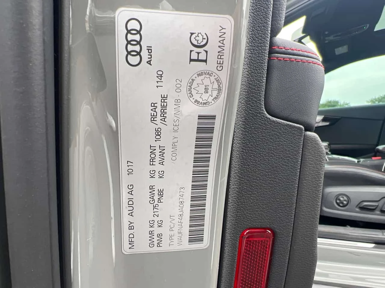 Audi A4 Technik  CARFAX, снимка 11 - Автомобили и джипове - 55852953