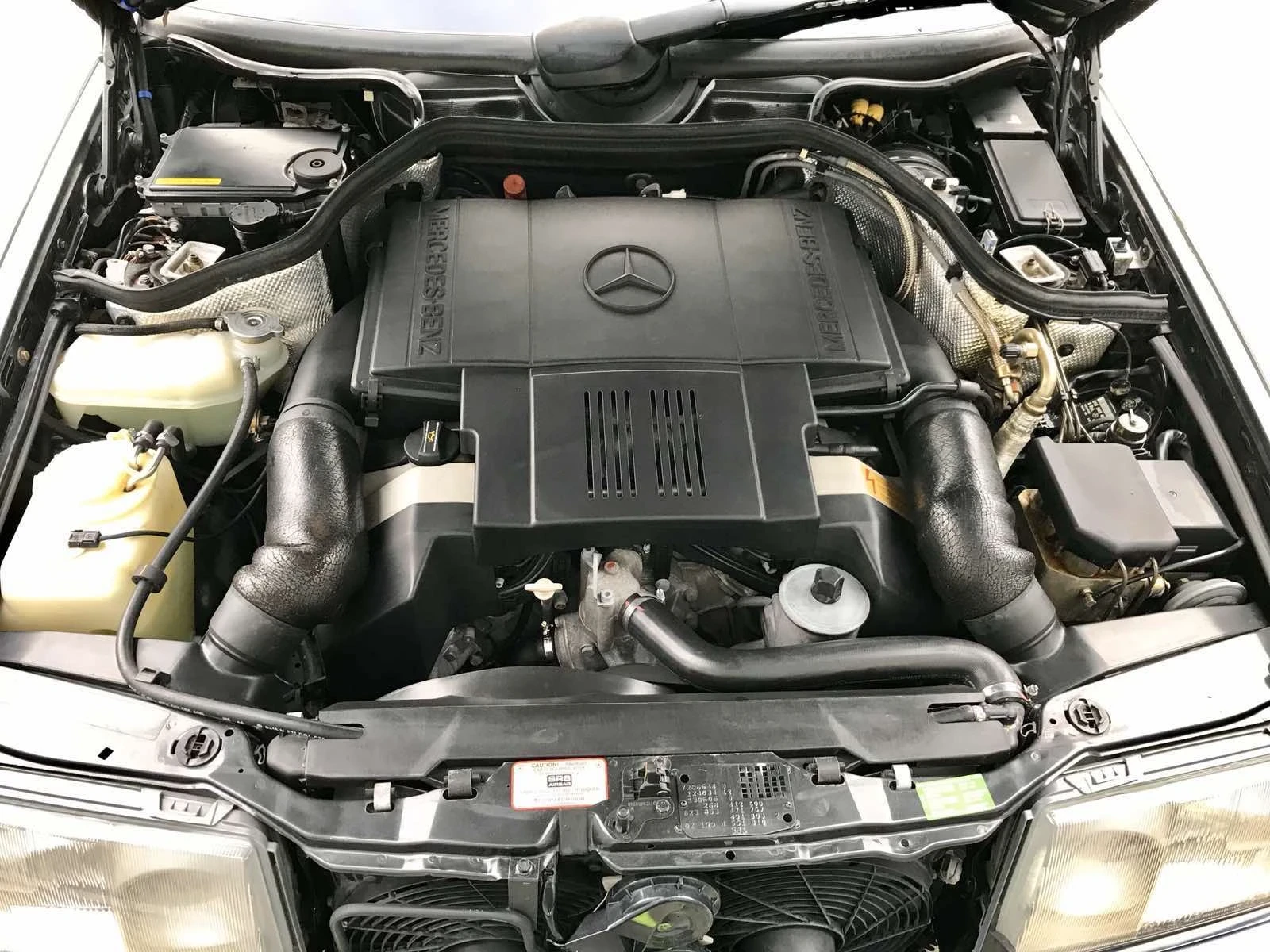 Mercedes-Benz E 400 Е420 / V8 / 279ps / 125хил км /  ТОП СЪСТОЯНИЕ, снимка 15 - Автомобили и джипове - 56197768