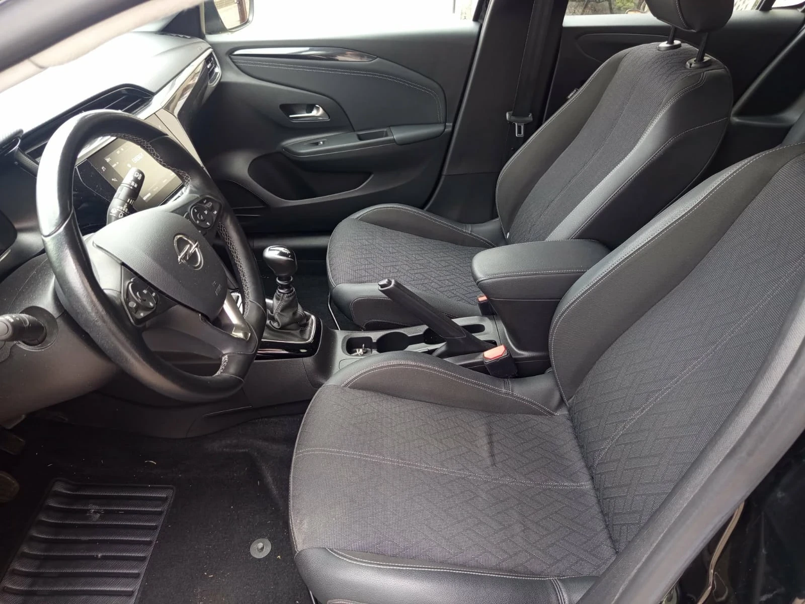 Opel Corsa 1.2 Турбо бенз.101к.с, снимка 7 - Автомобили и джипове - 56241404