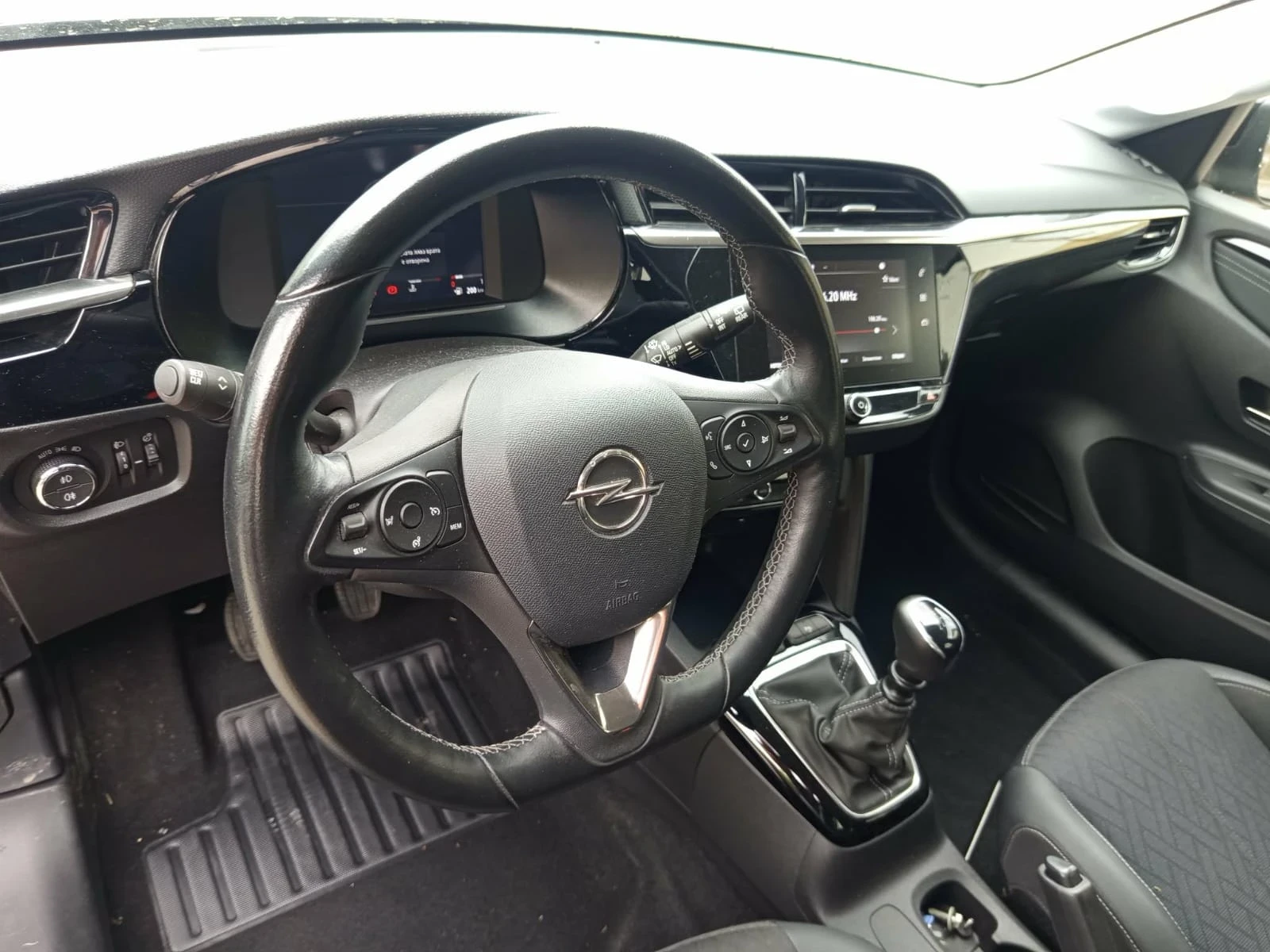 Opel Corsa 1.2 Турбо бенз.101к.с, снимка 10 - Автомобили и джипове - 56241404
