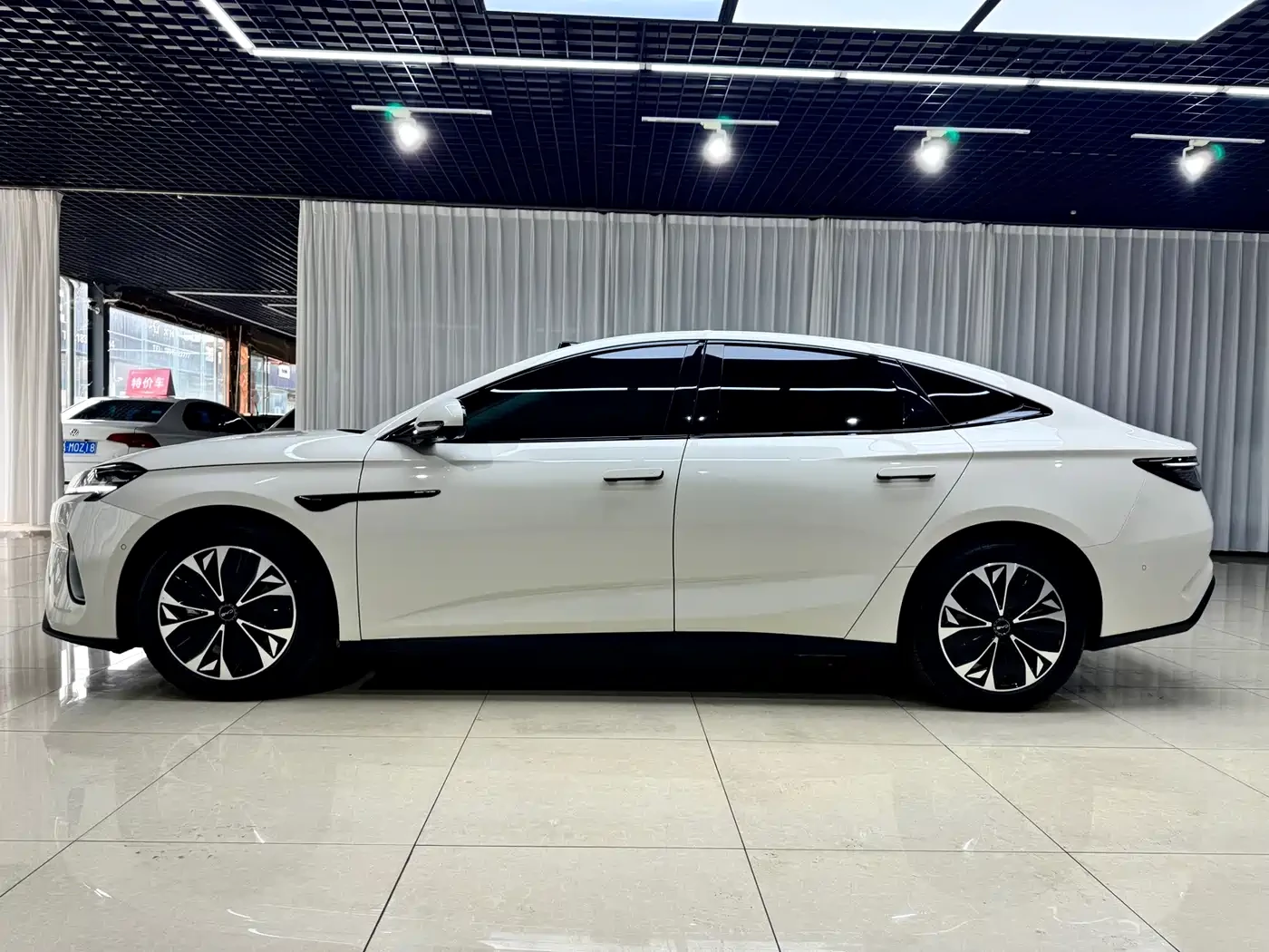BYD Seal 07* 2026* 705 FLAGSHIP* HUD* �����* �����* DIS* 36 | Mobile.bg � ����������� 7